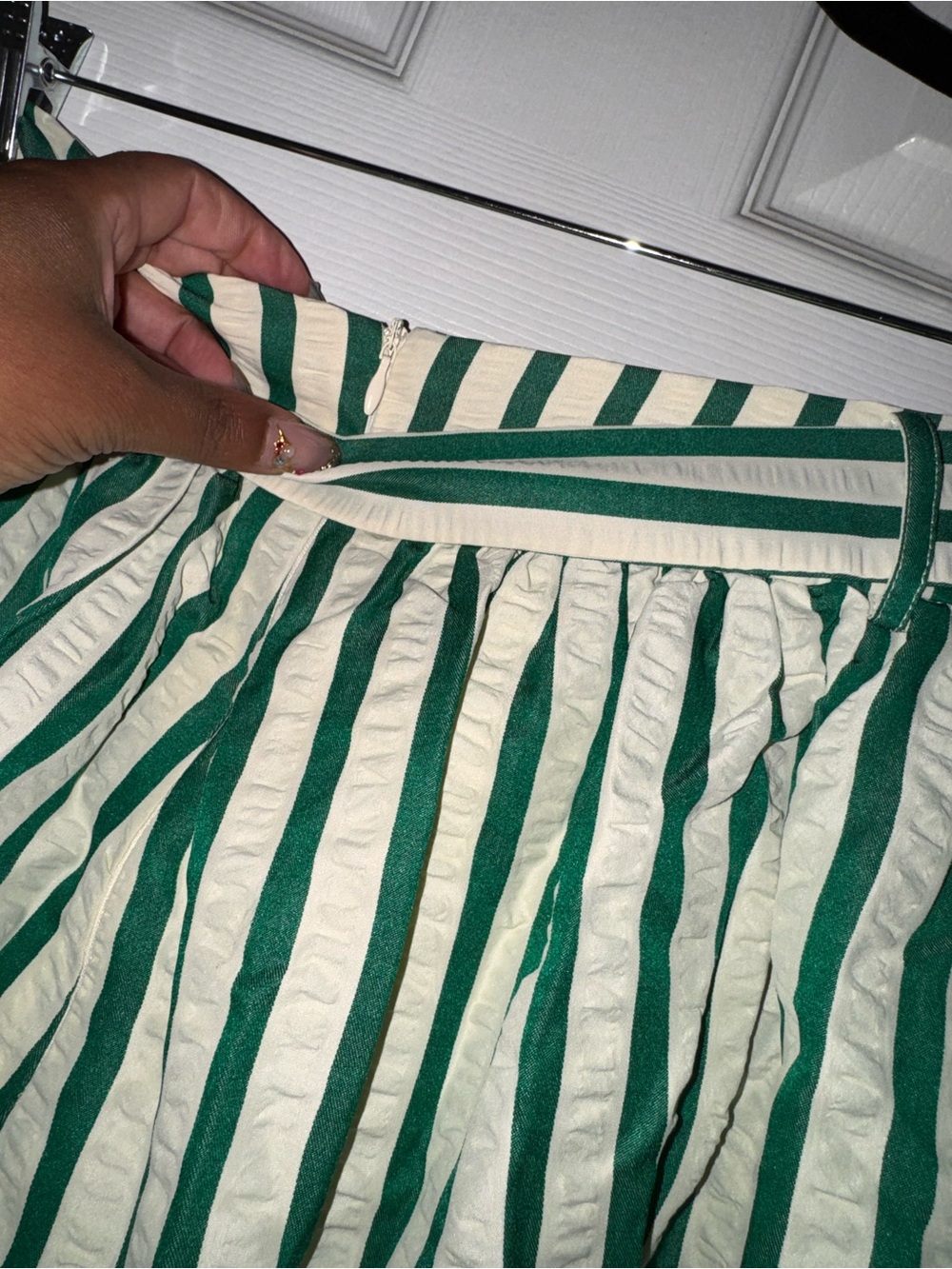 BNWT Ballon Ruched Shorts - Picture 5 of 6